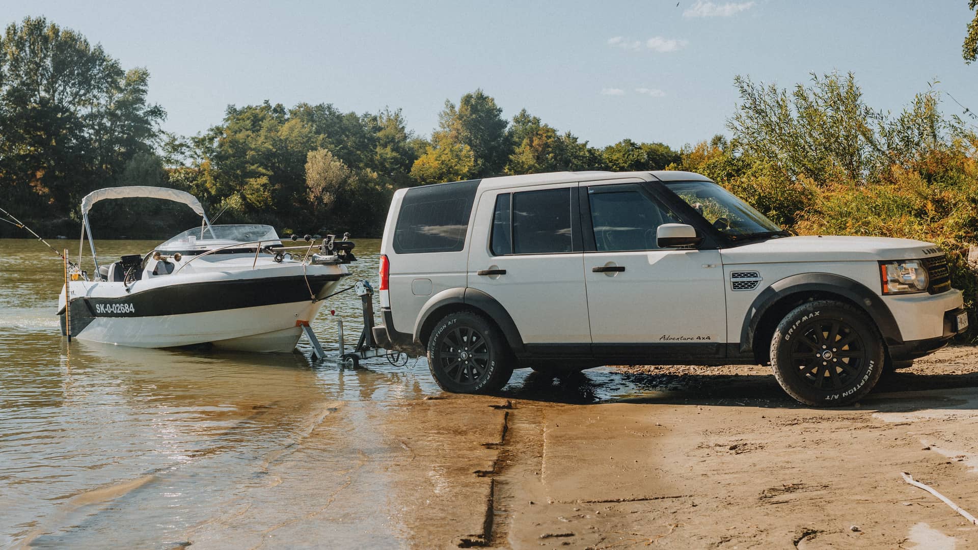 suv boat