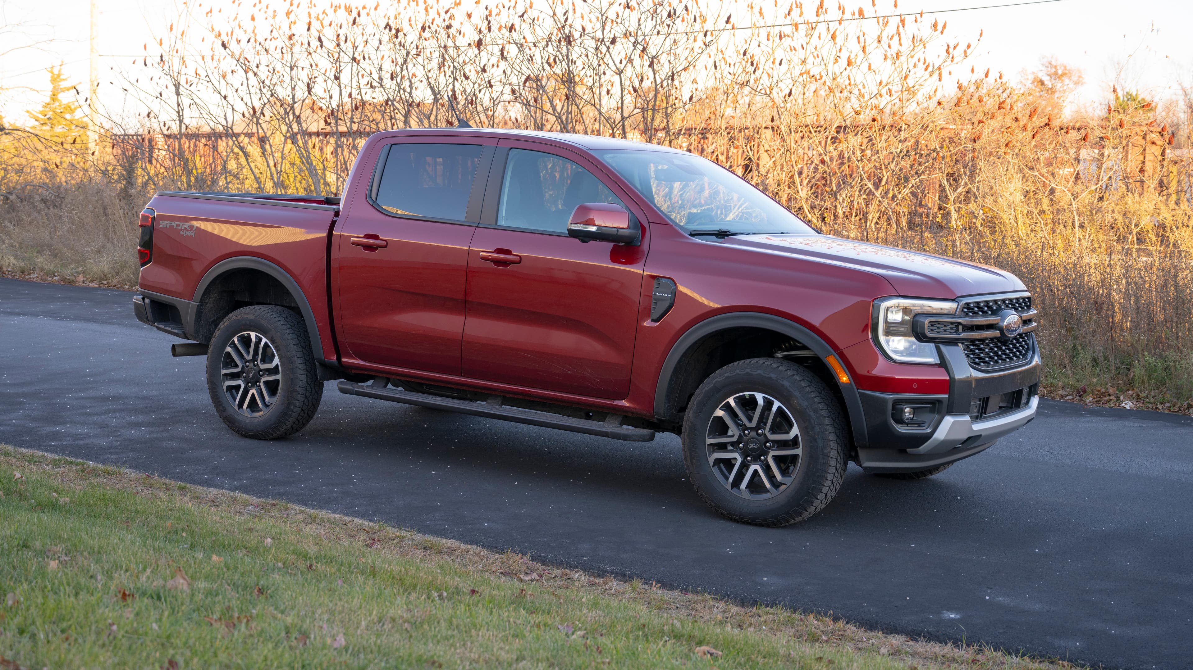 Air Lift is proud to introduce the ProSeries air spring kit for the 2024–2025 Ford Ranger 4WD (all trims except Raptor)